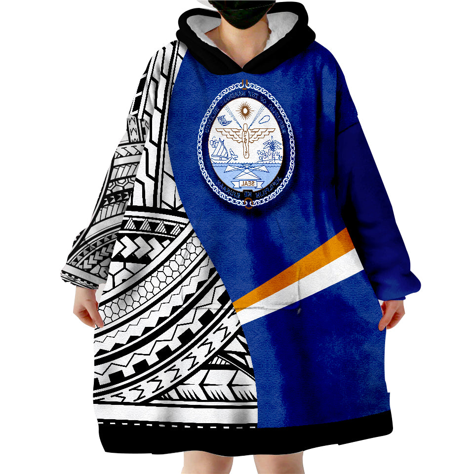 Marshall Islands Coat Of Arm and Polynesian Patterns Wearable Blanket Hoodie - Wonder Print Shop