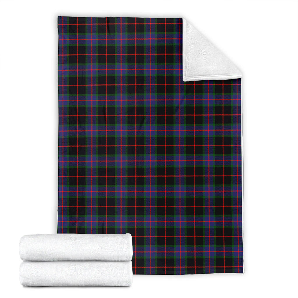 scottish-nairn-clan-tartan-blanket