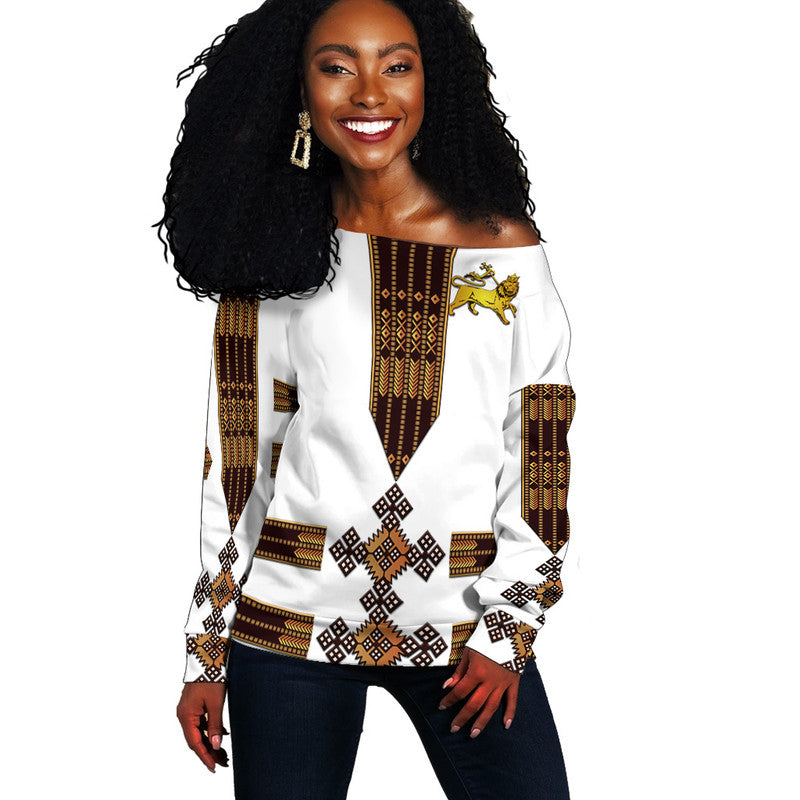 (Custom Personalised) Ethiopia Women Off Shoulder Sweater Ethiopian Lion Of Judah Tibeb Vibes NO.1 Ver - White LT8 - Wonder Print Shop